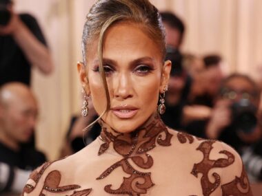 rjZyv6qiZpD9eSbgH7PHLZ George V Magazine