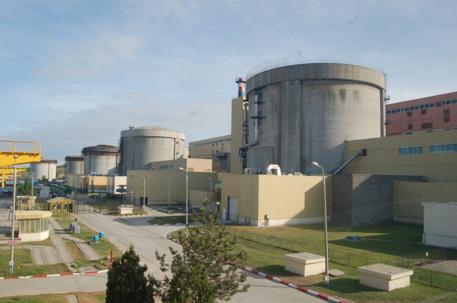 cernavoda-romania-centrale-nucleare-1536x1021