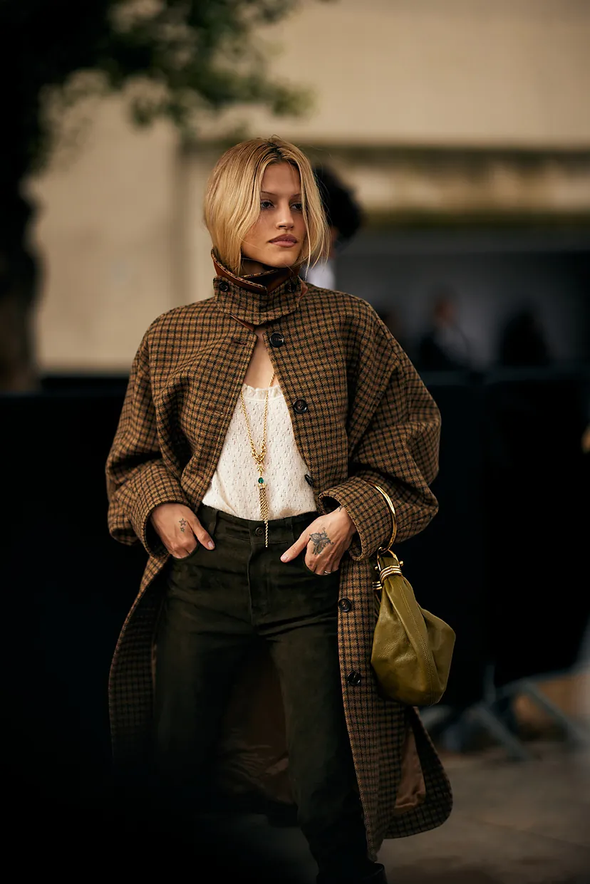 17279668847452 George V Magazine