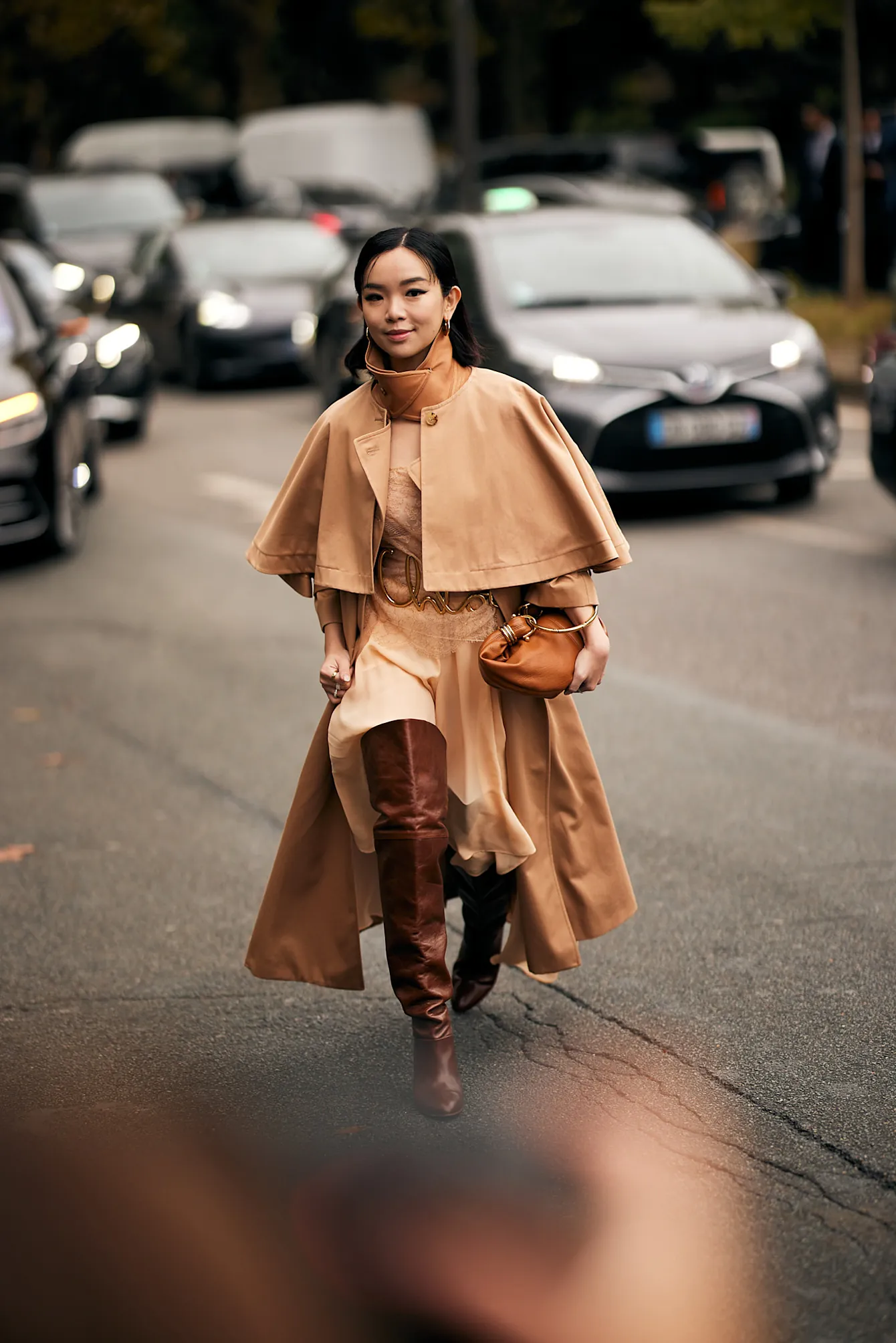 17279668935333 George V Magazine