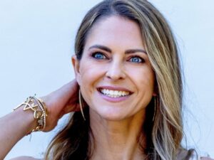 14a00b2ba4198d797fe76f66792fd2ee George V Magazine