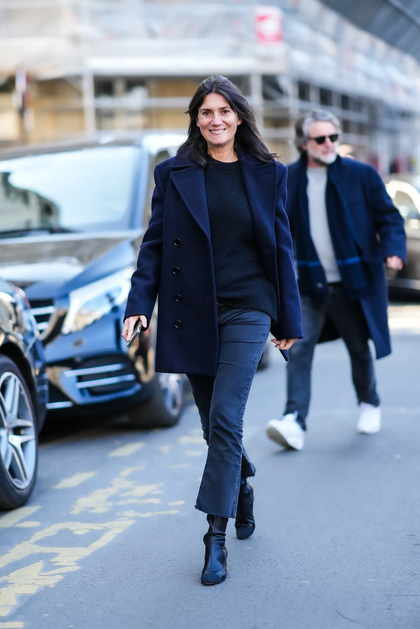 17326973267483 George V Magazine