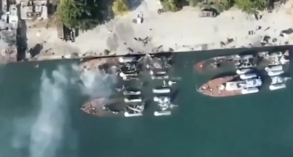 19884818390015008021280x08000ac4113716ecc9a1ceea47f00105fbfe7jpg George V Magazine