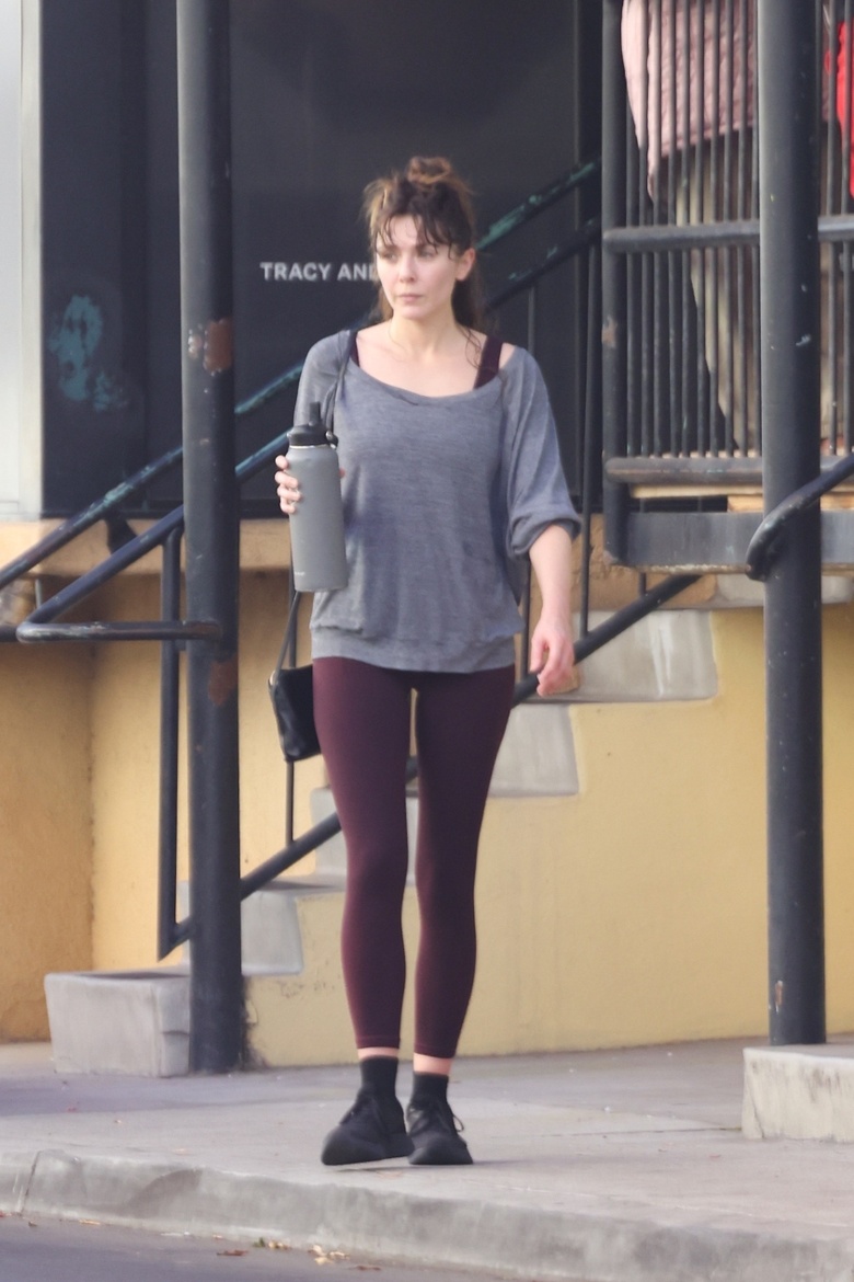 elizabetholsenspottedleavinggyminla49493819020 George V Magazine