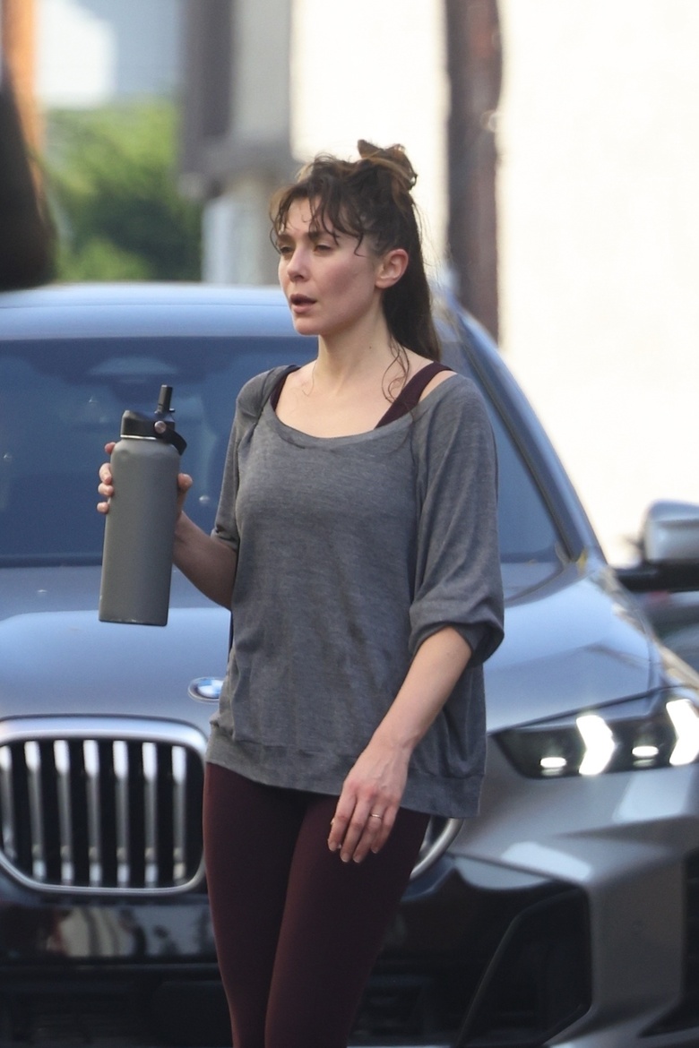 elizabetholsenspottedleavinggyminla65143819010 George V Magazine