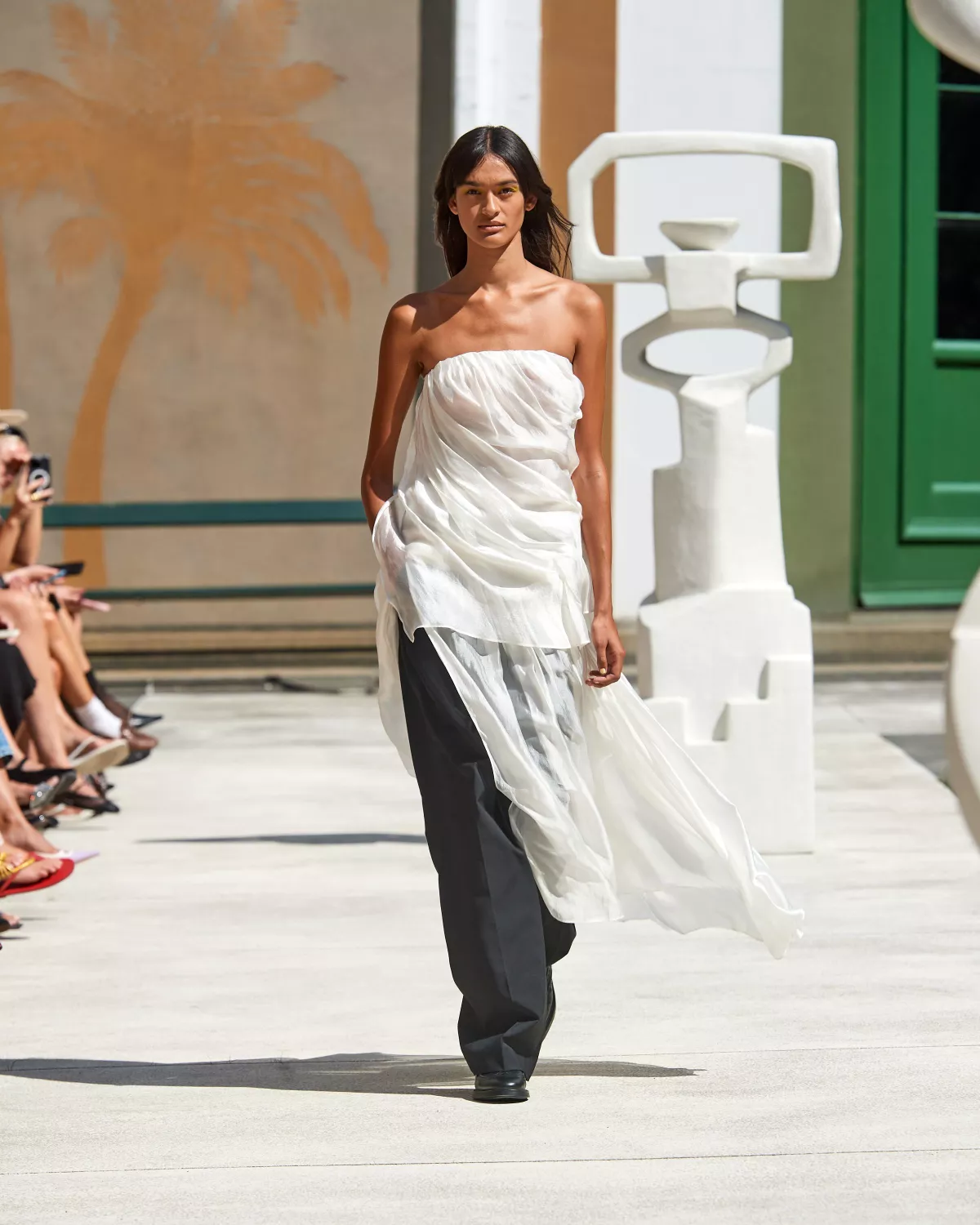 1723432246558215 George V Magazine