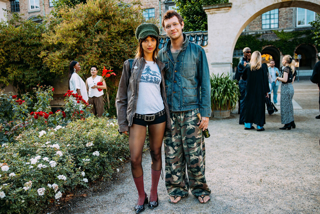 1723533575675241 George V Magazine