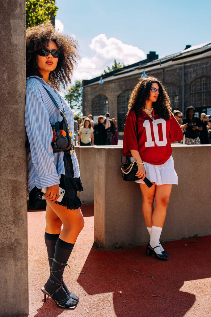 1723533576226539 George V Magazine