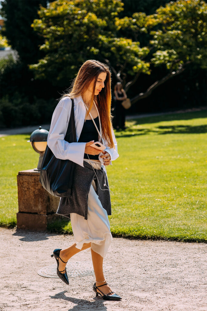 1723533578064663 George V Magazine