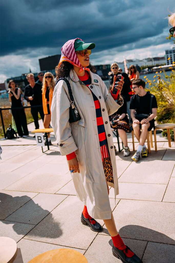 1723533580522105 George V Magazine