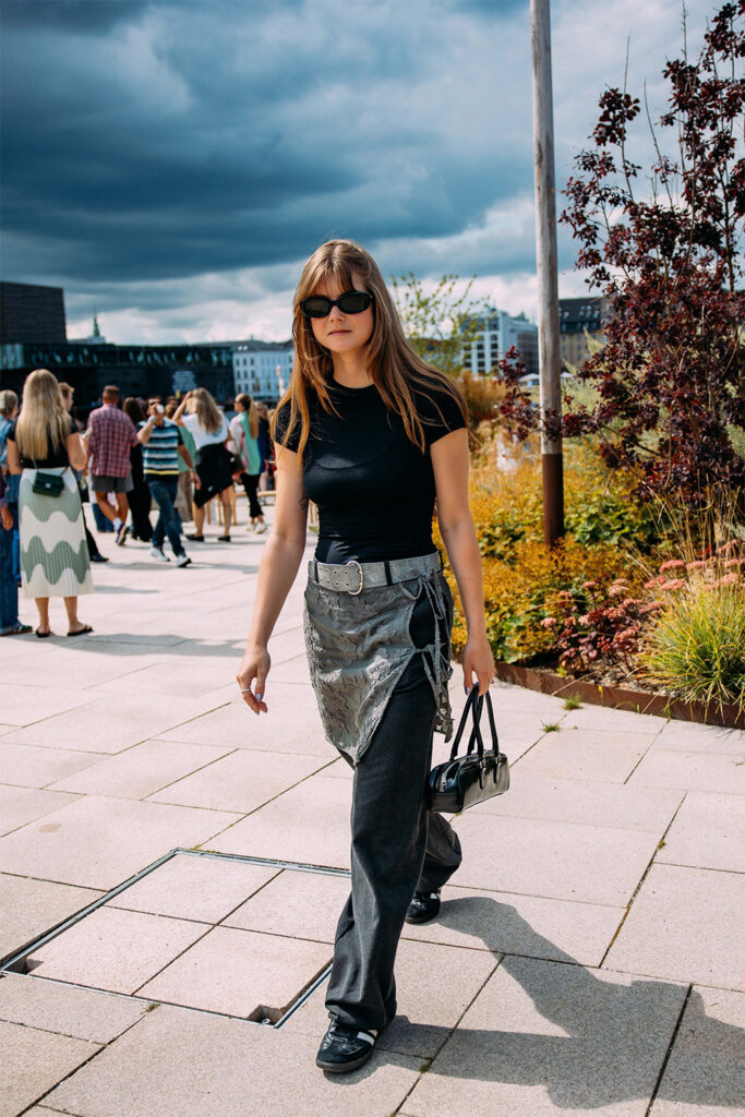 1723533581200944 George V Magazine