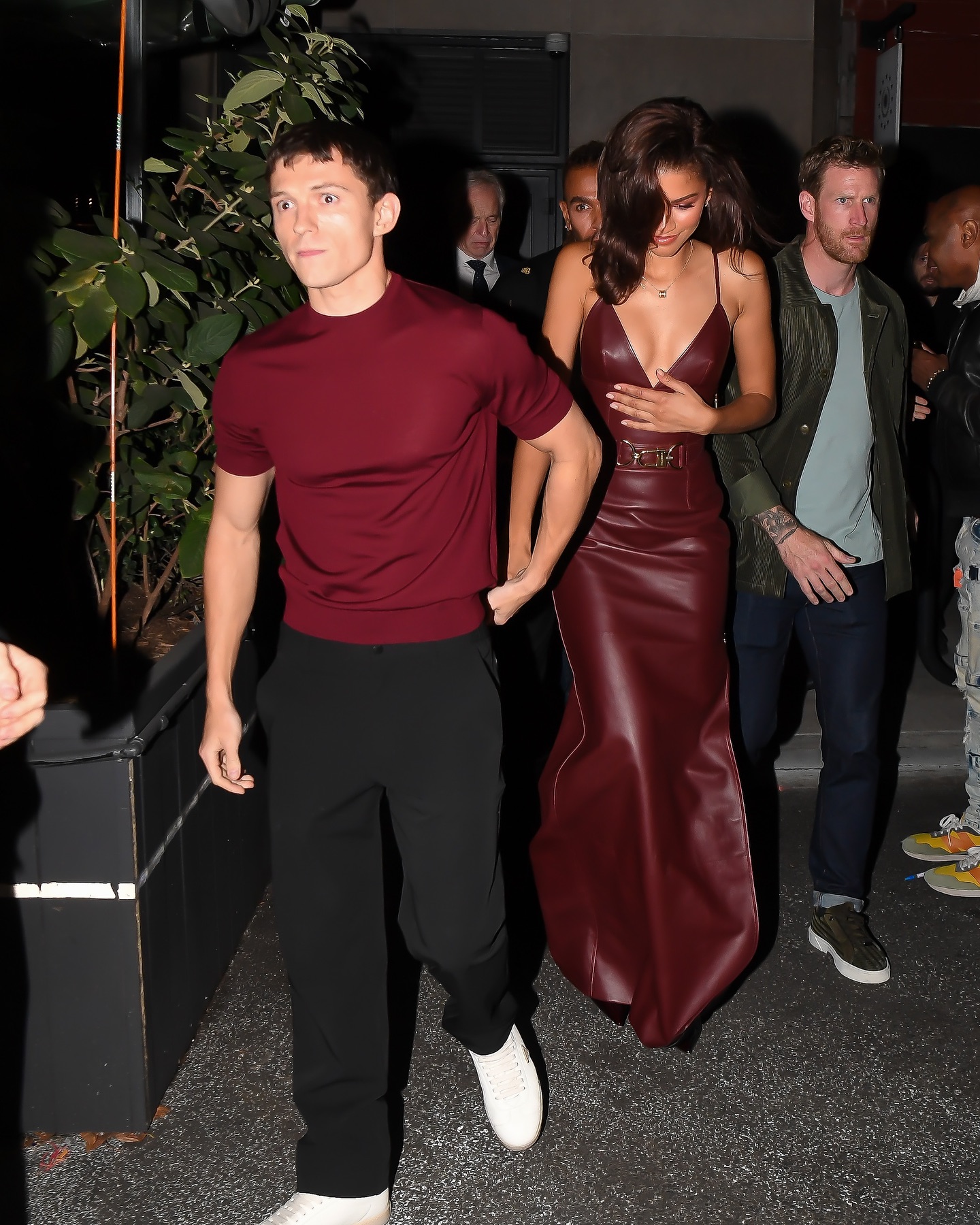 464367239184713075850187946037635104847230714n George V Magazine