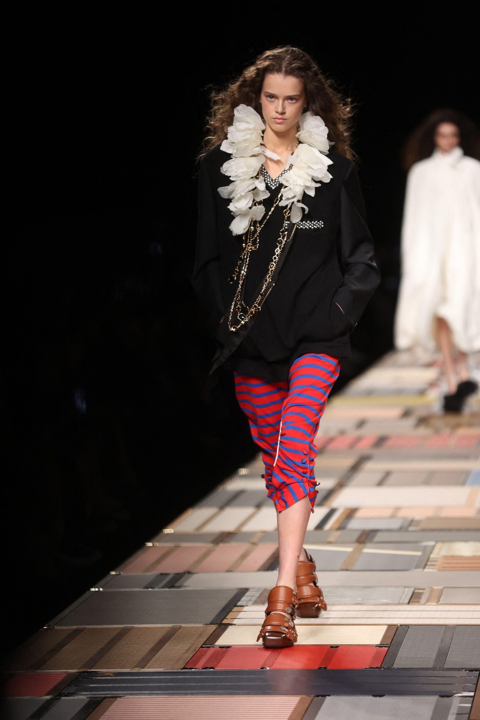 Paris France on October 01 2024 A model walks the runway during the Louis Vuitton Womenswear SpringSummer 2025 show as part of Paris Fashion Week in Paris France on October 01 2024 Photo by Jerome DominéABACAPRESSCOM Credit Abaca PressAlamy Li George V Magazine