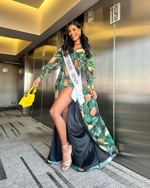 166517246495556610632173419314772118518622676944115njpg George V Magazine