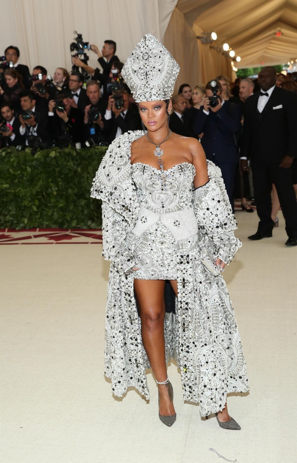 profimedia0370921337 George V Magazine