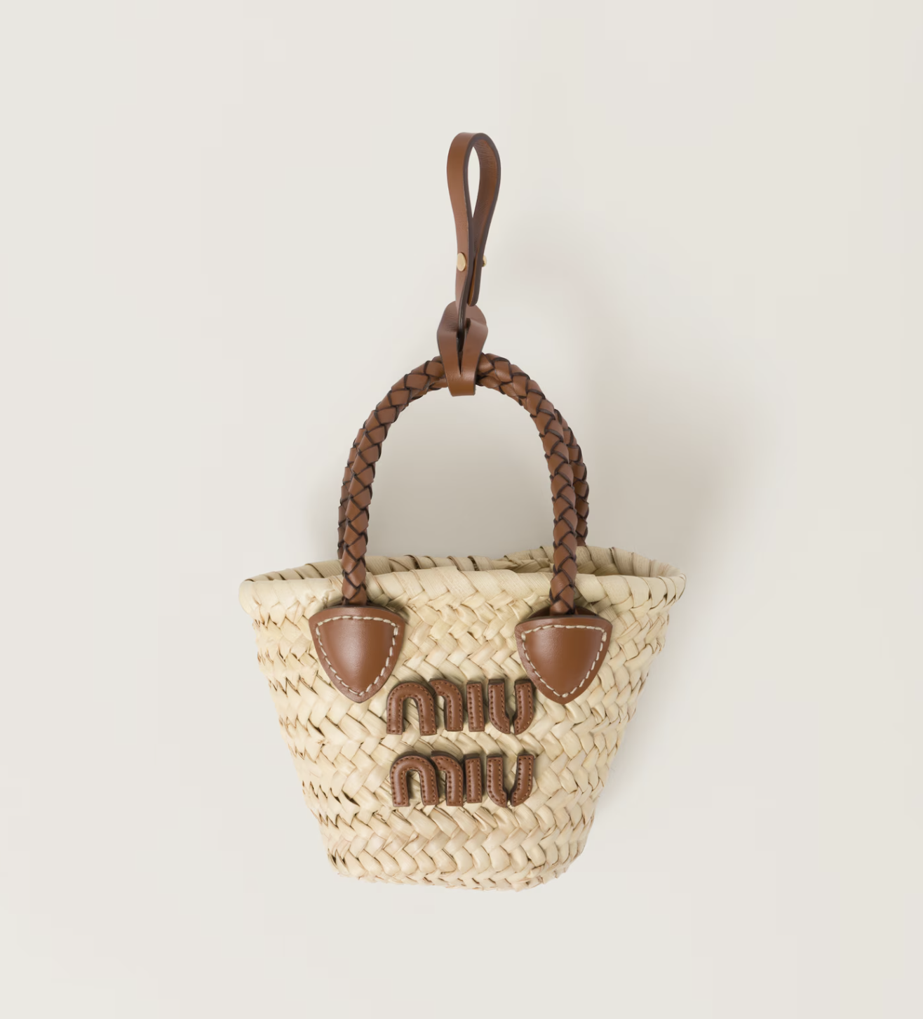 2025040812320 George V Magazine