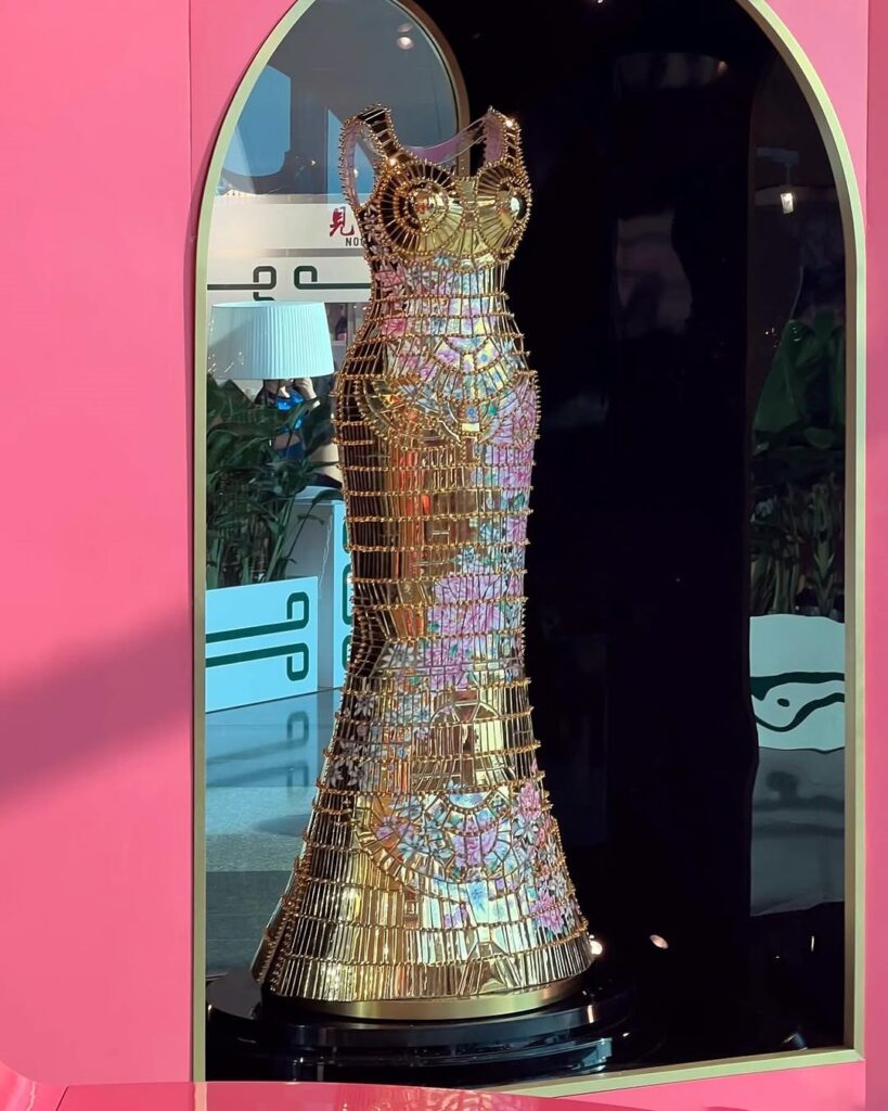 TAN George V Magazine