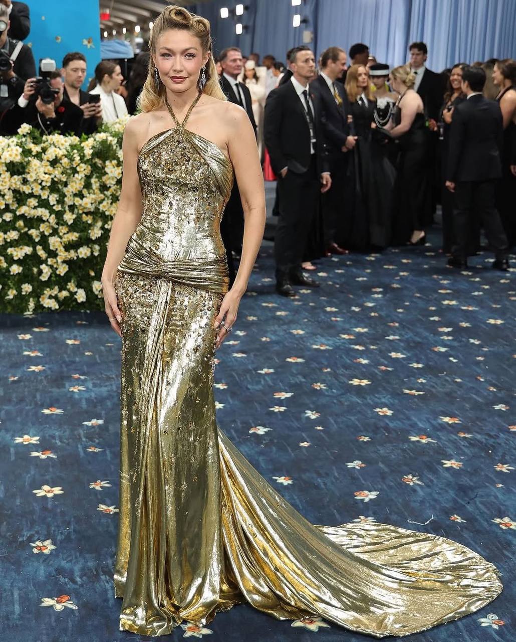 4974588621248081577326742918875906322437332n George V Magazine