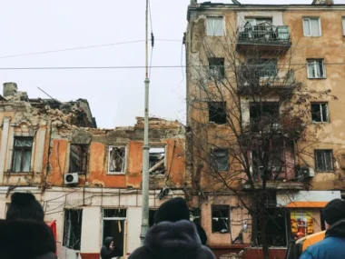 232206236ec0f561170284ace9531eb06b659f023 George V Magazine