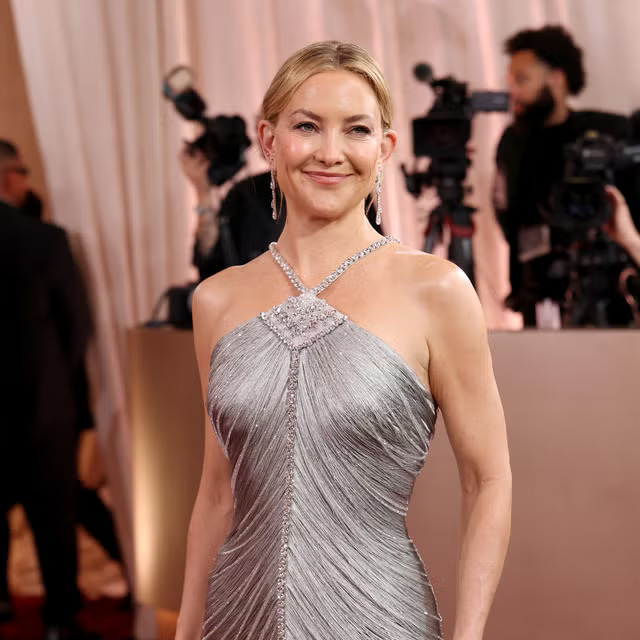 68e6039f46044157b7ec01381ec0258c George V Magazine