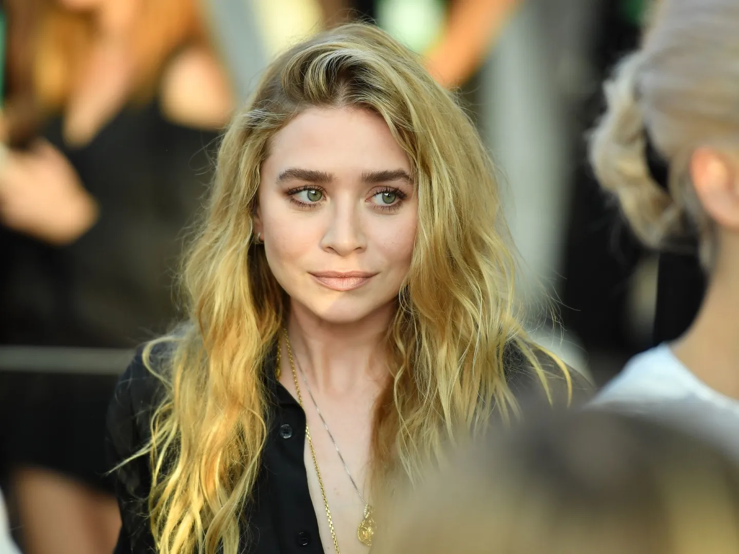 ashleyolsen1 George V Magazine