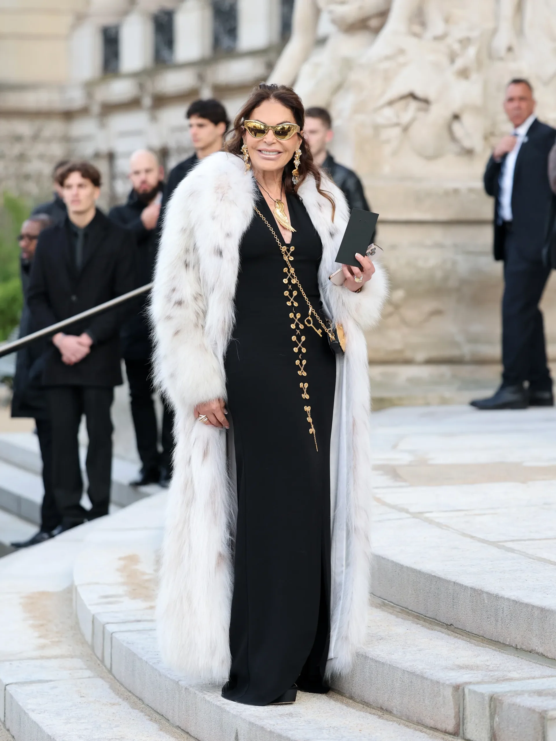 2258251407 George V Magazine