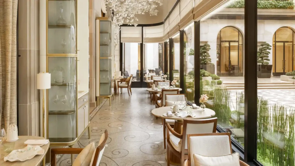 LOrangerieRestaurantPhotocourtesyofFourSeasonsGeorgeV George V Magazine