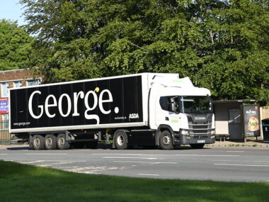 53106715958813b1b418cz George V Magazine