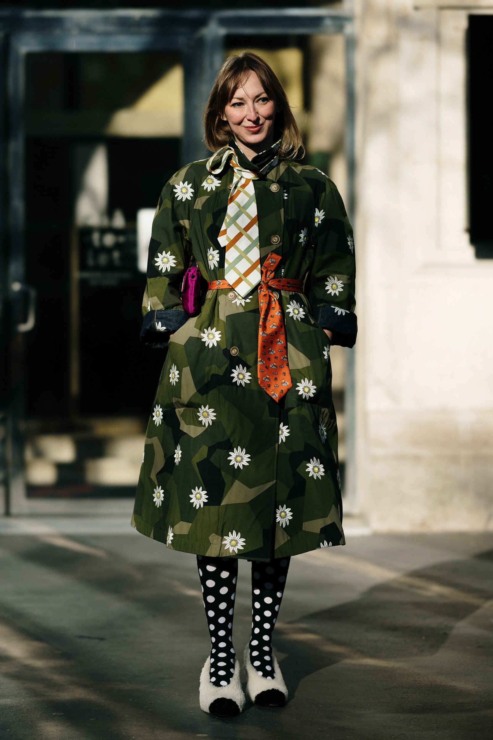 parisstrf260134 George V Magazine