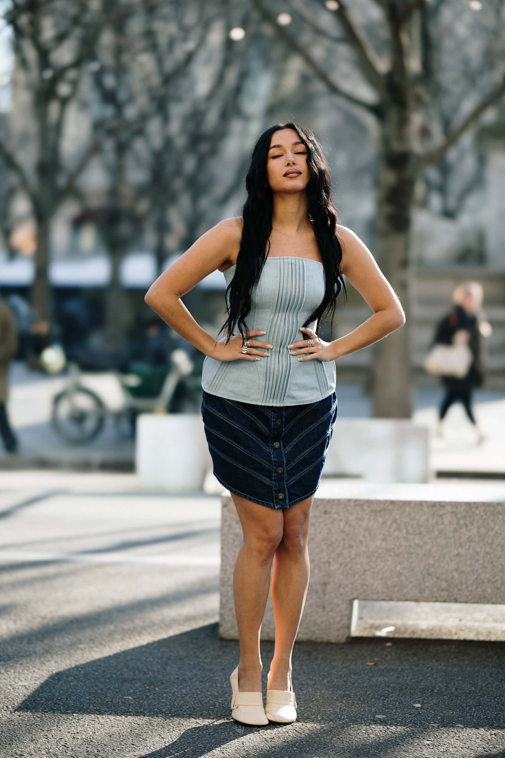 parisstrf260143 George V Magazine